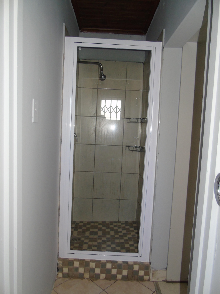To Let 1 Bedroom Property for Rent in Abbotsford Eastern Cape